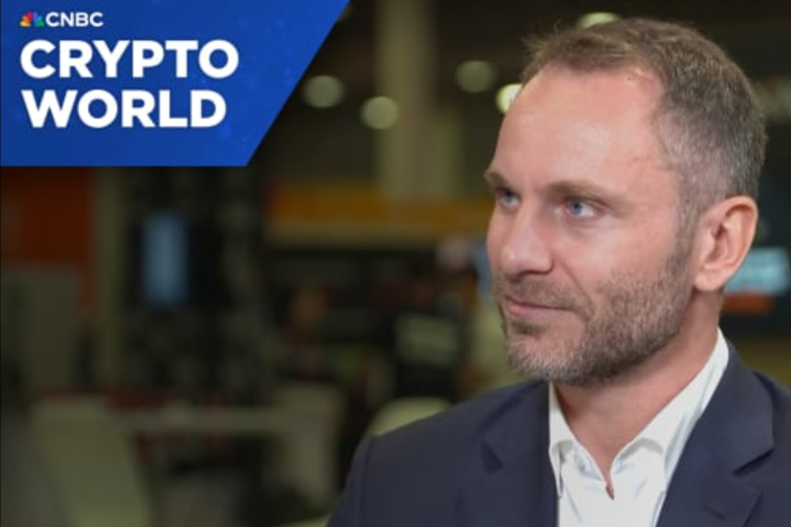 对话Tether CEO：Circle上市我不羡慕，我在投乳业、买土地、搞AI